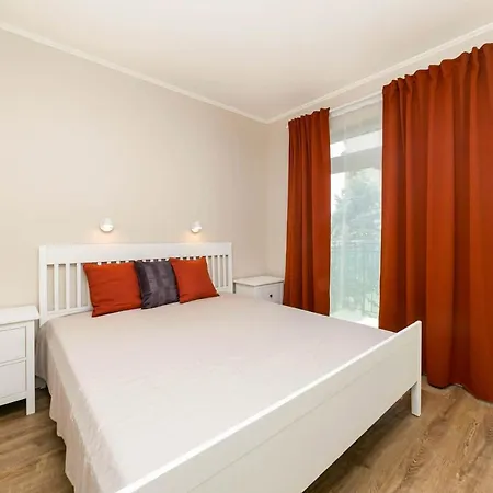 New 4 - Self Check In, Free Parking * براتسيلافا