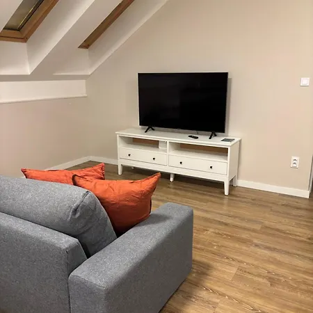 Appartement New 4 - Self Check In, Free Parking Bratislava